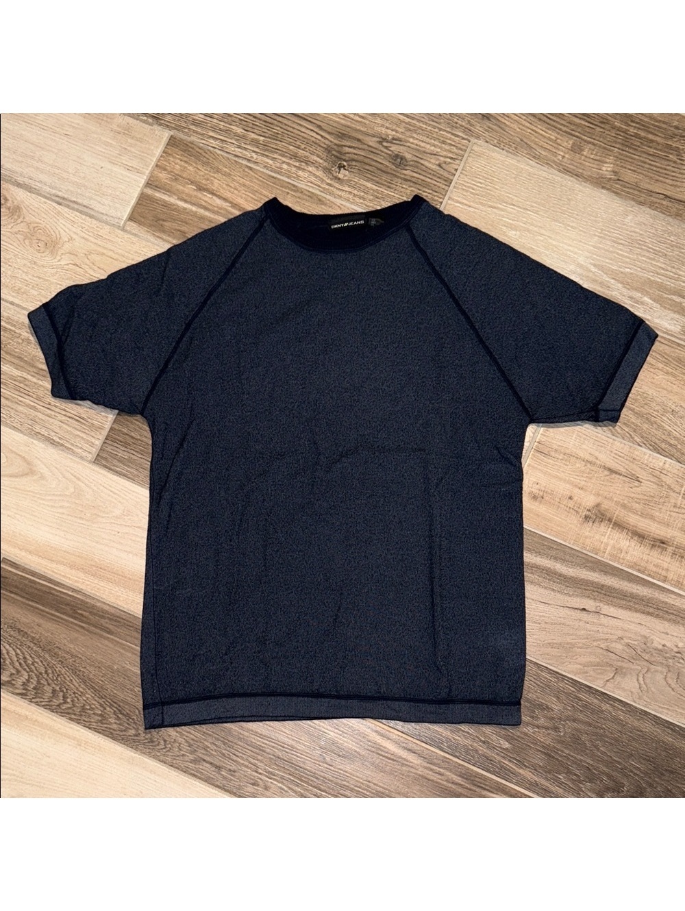 DKNY Men's Dark Blue Knitted Short Sleeve T-Shirt Large EUC